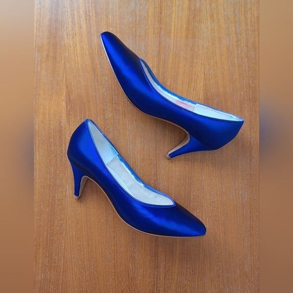 90s Satin kitten heel pumps royal blue Made in USA closed pointed toe prom - Picture 1 of 16